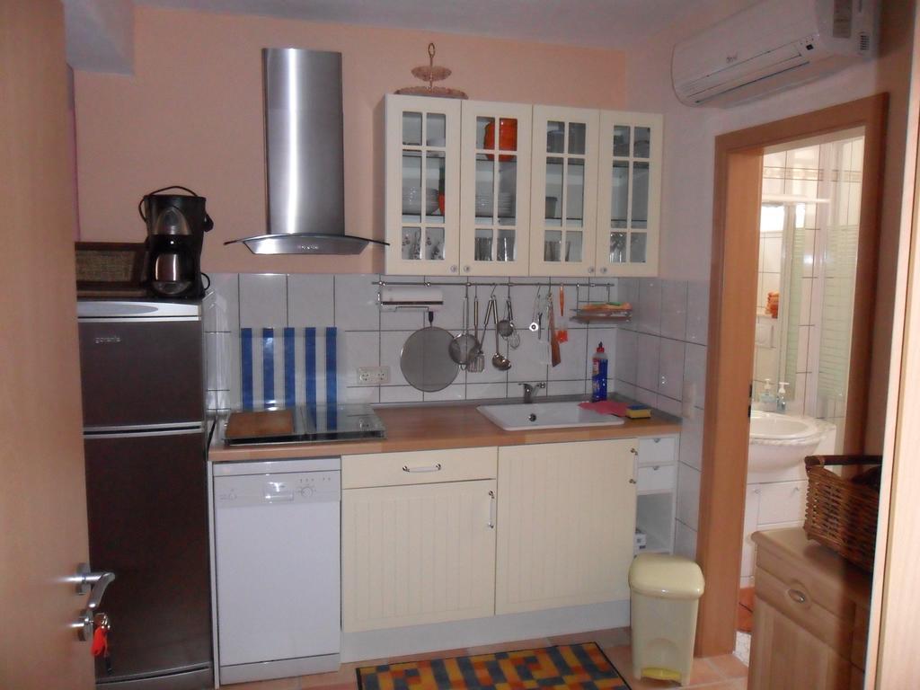 Appartementhaus Elena Йелса Екстериор снимка